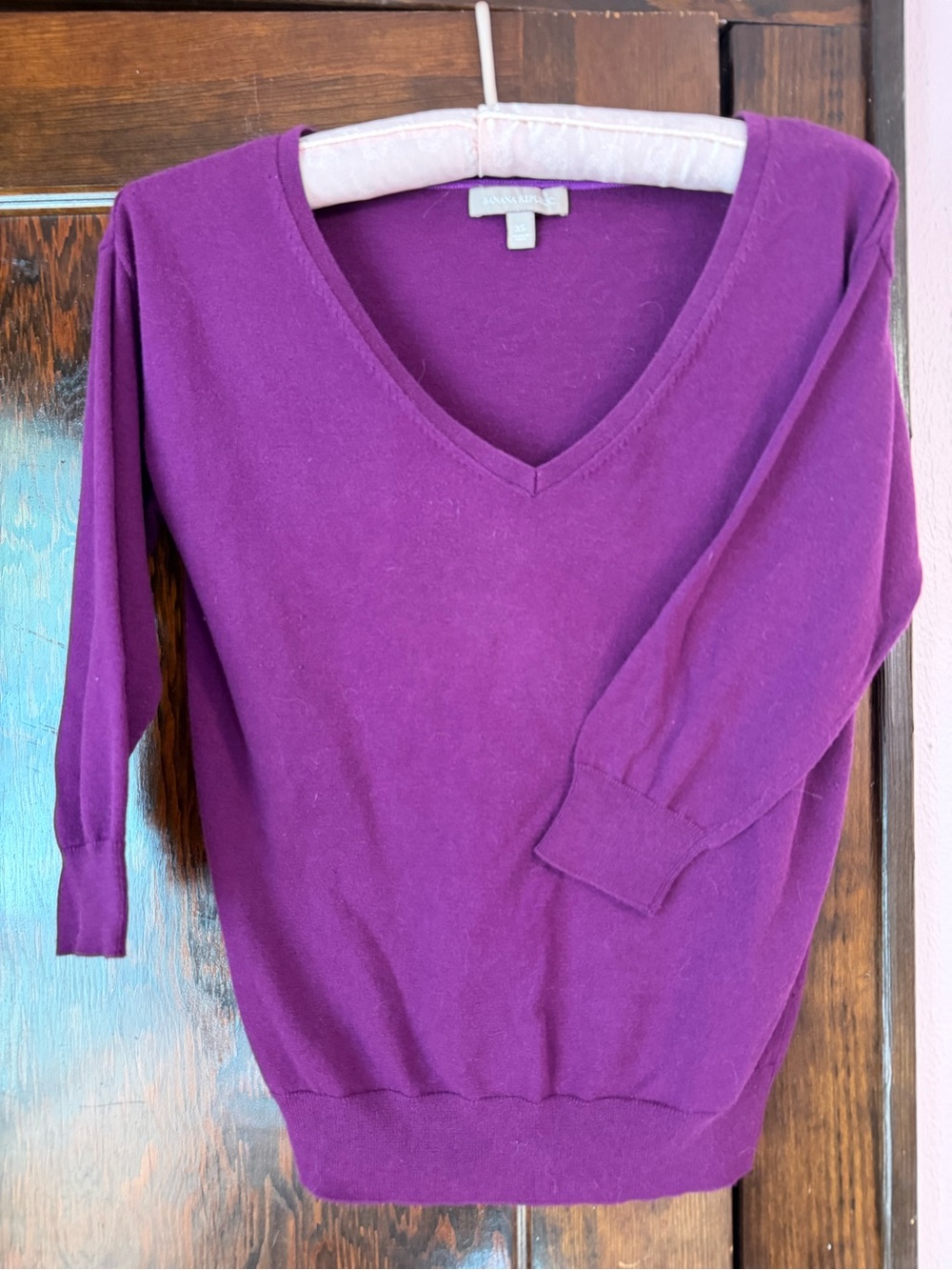 Women’s Purple V-Neck Sweater - Banana Republic